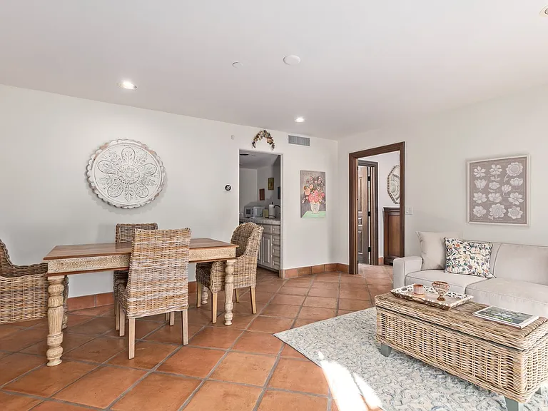 6708 E San Miguel Ave — Photo 34