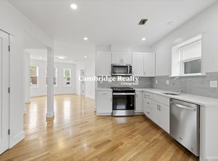 406 Columbia St #7T, Cambridge, MA 02141