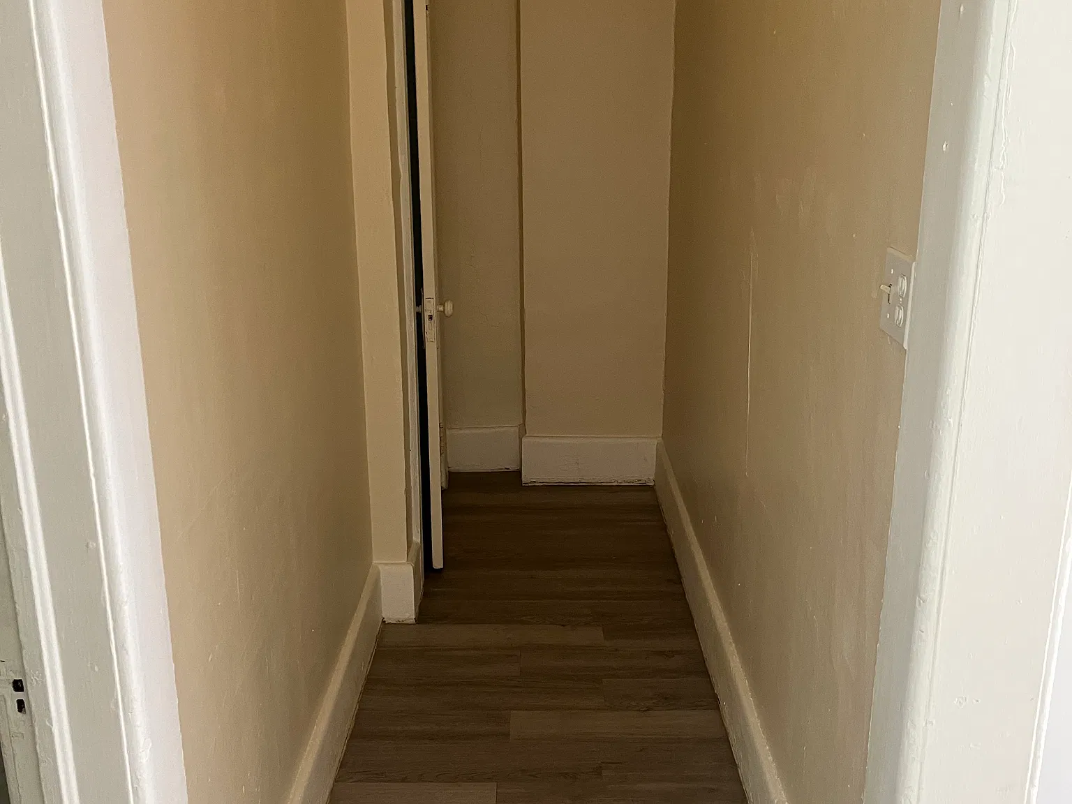 501 Niagara St — Photo 3