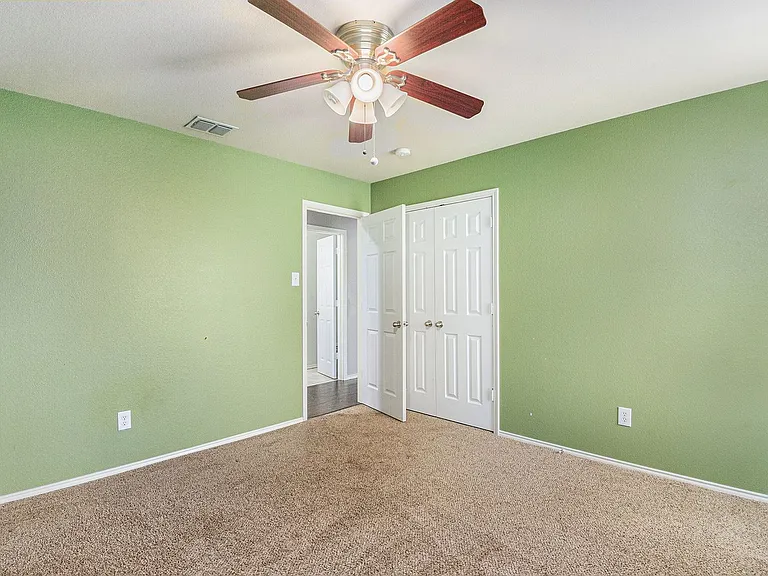2308 Horseback Trl — Photo 17
