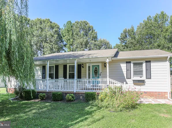 2907 Stratford St, Colonial Beach, VA 22443