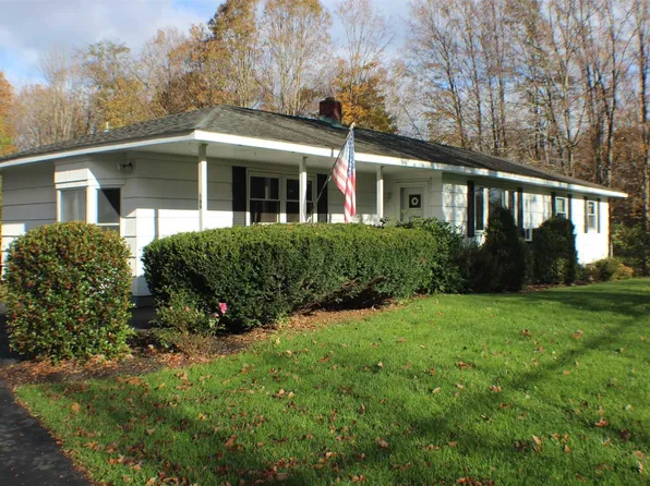 689 NORTH Avenue, Salt Point, NY 12578