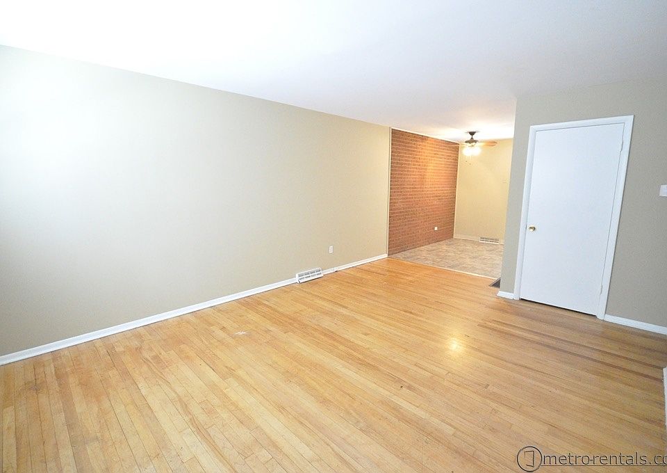1st image of 85 Illinois Ave APT J