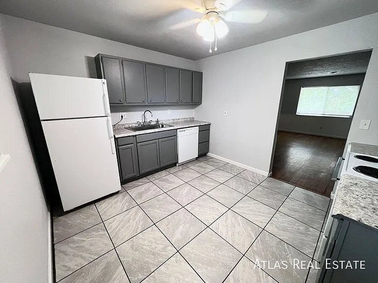 1016 Magnolia St #A — Photo 4