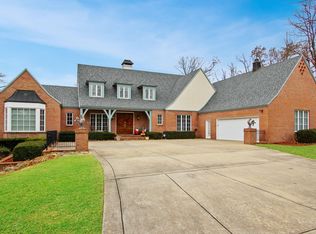 1439 Briarwood Dr, Marshfield, MO 65706