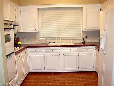 5th image of 23780 Fairmount Blvd