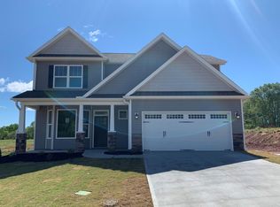 8 Ridgeway Dr, Greenville, SC 29605