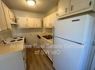 1636 N Benton Ave APT A, Springfield, MO 65803