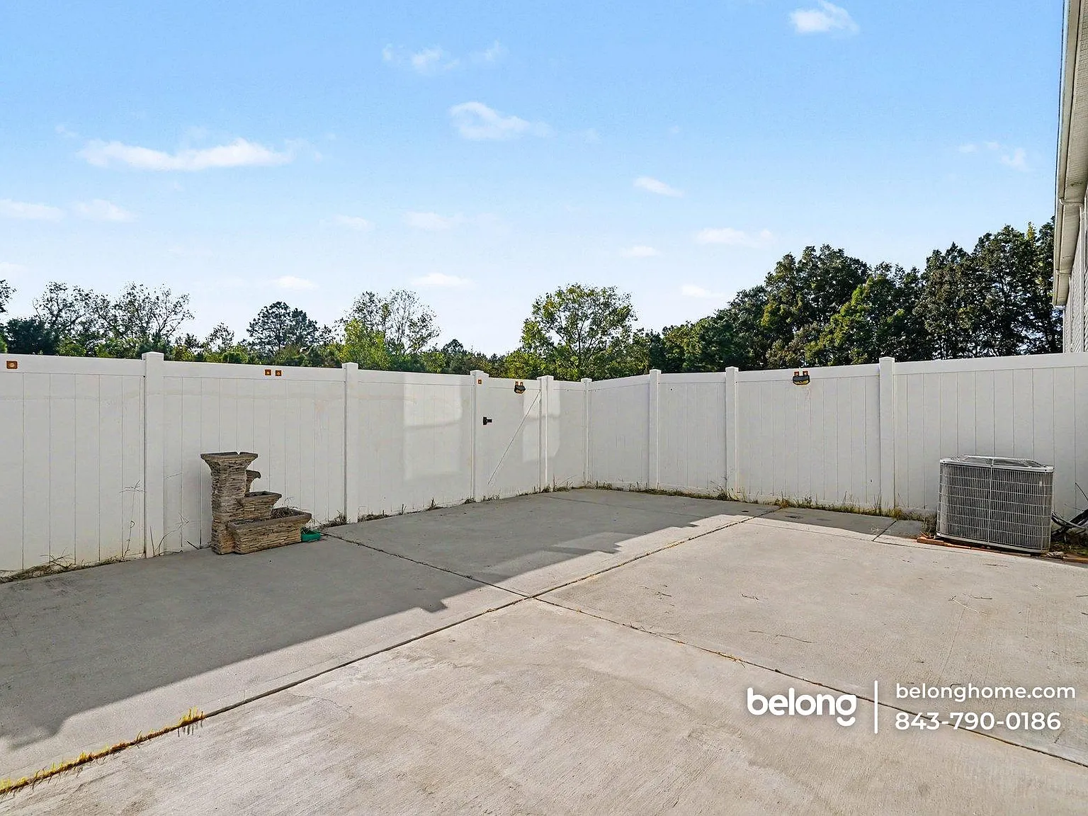 3 bed, 2.5 bath, 2243 sqft, $2,595 — Photo 3