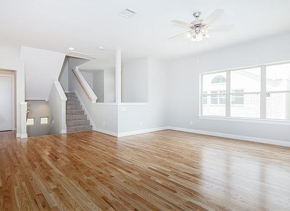 4th image of 11602 Main Fir Dr