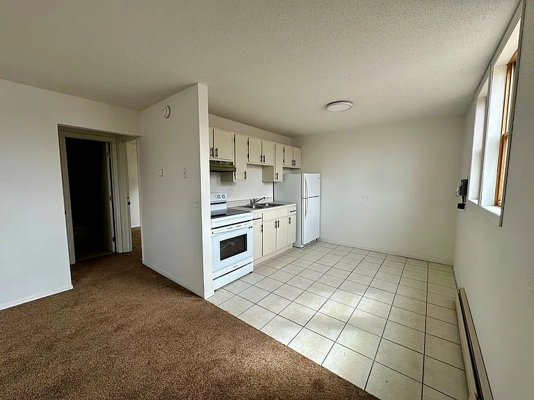 3509 S West Ave — Photo 1