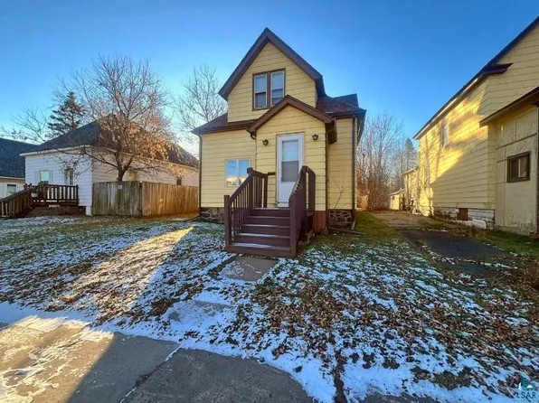 158 W Central Entrance, Duluth, MN 55811