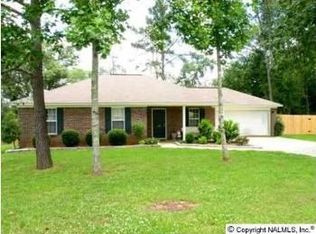 122 Lisa Michele Dr, Huntsville, AL 35811