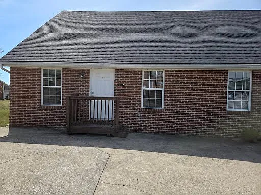 103 Parker Pl