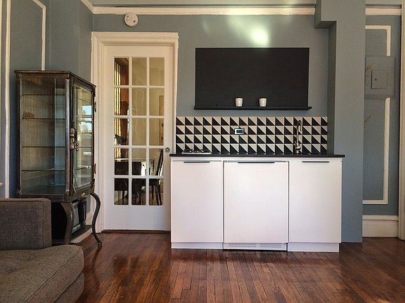 5th image of 170 W 74th St APT 1002