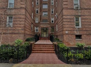 2080 Barnes Ave APT 2E, Bronx, NY