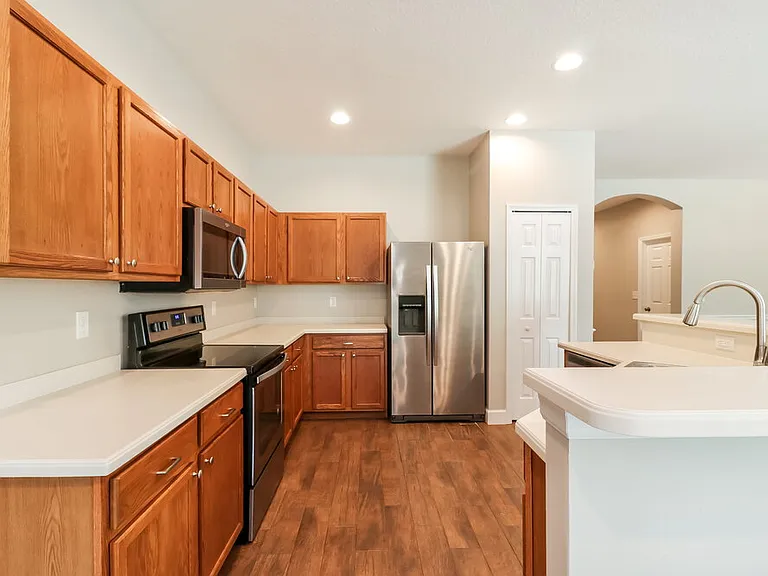 742 Star Pointe Dr — Photo 7