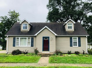 412 E Grand St, Gallatin, MO 64640