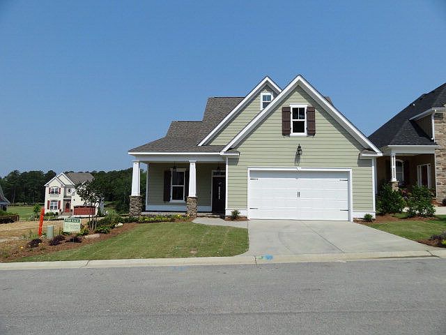 1st image of 895 Willow Lake Drive