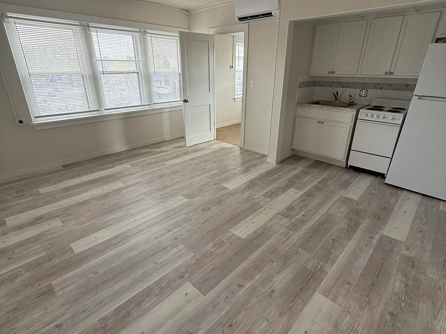 1 bed, 675 sqft, $695 — Photo 2