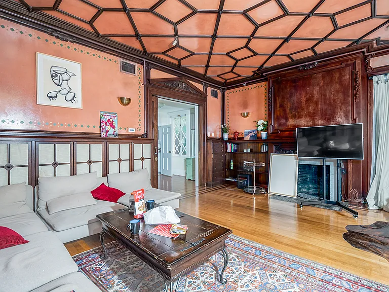 30 Gloucester St #3 — Photo 4