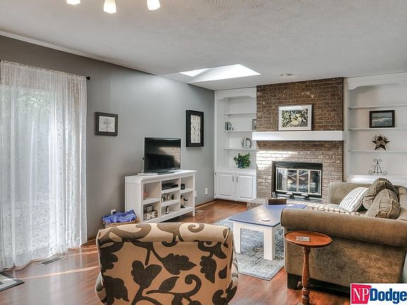 5th image of 3731 Lawnwood Dr