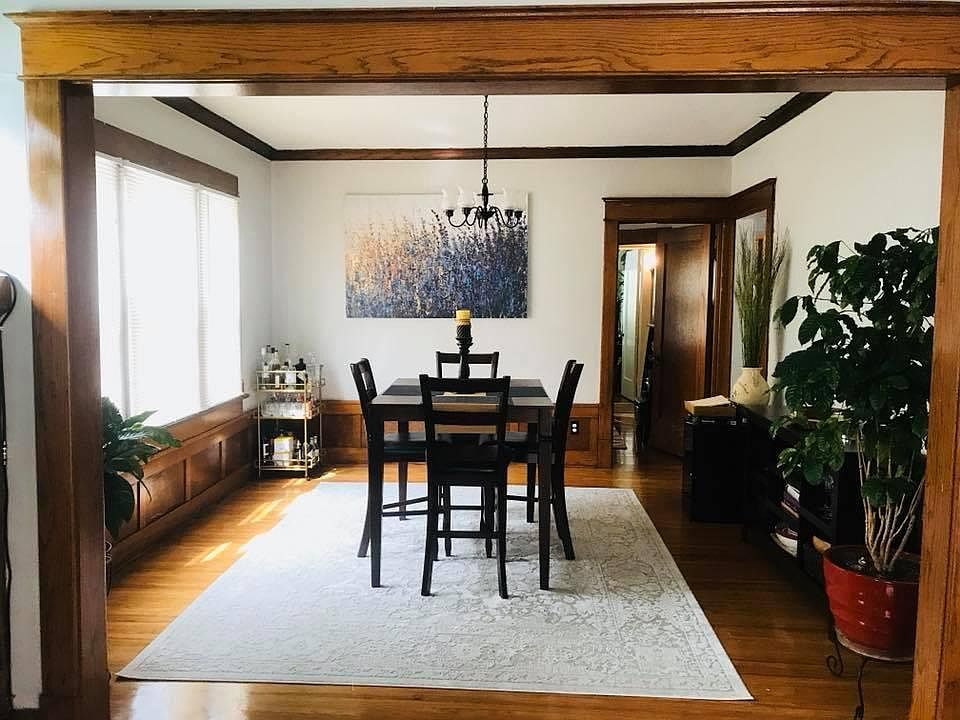 1st image of 384 Colvin Ave #2