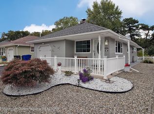 31 Mount Kilimanjaro Ln, Toms River, NJ