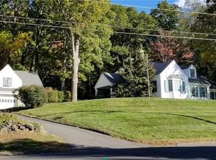 111 Pilgrim Rd, Bristol, CT 06010