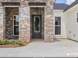 658 Night Heron Ln, Madisonville, LA 70447
