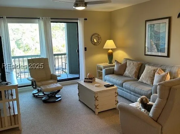 2 Lighthouse Ln APT 884, Hilton Head Island, SC 29928