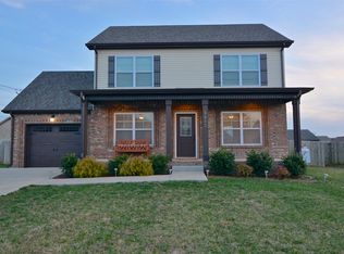 1002 Sunrise Dr, Clarksville, TN 37042