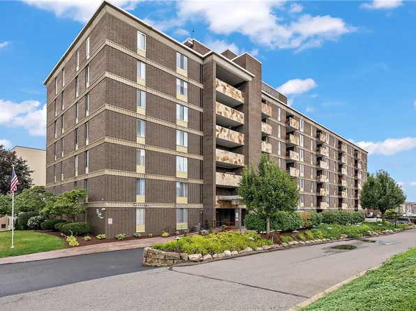 301 S Home Ave APT 208, Avalon, PA 15202