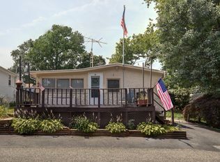 21 Valley Rd, Earleville, MD 21919