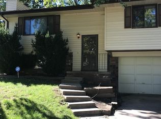 751 W Leon Dr, Lincoln, NE 68521