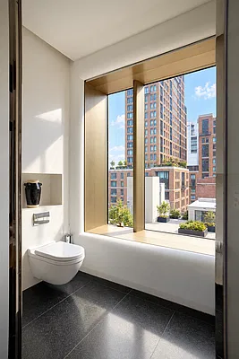 Bathroom, photo 1
