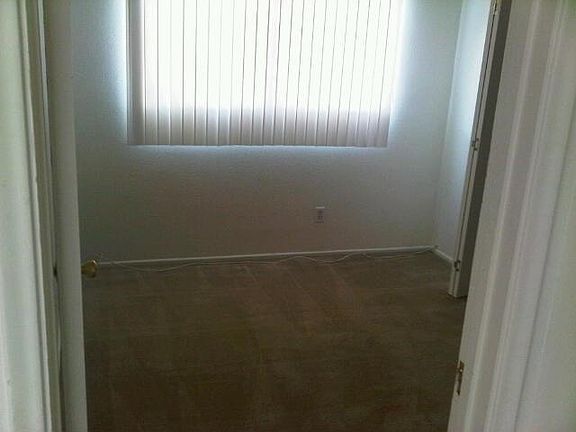 3rd image of 101 Belgium St APT A