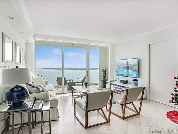 4th image of 800 Claughton Island Dr APT 2303