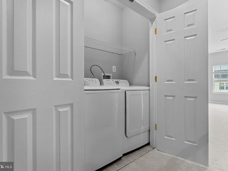 44253 Huron Ter — Photo 48