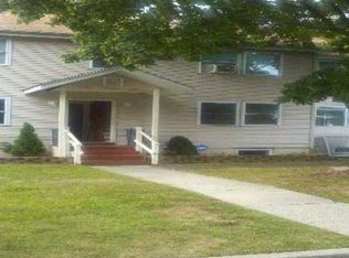 1 Keeler St, Huntington, NY 11743