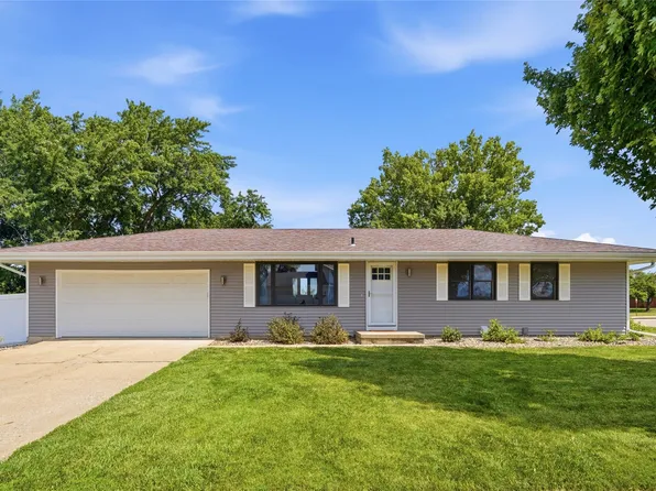 1500 W Salem Ave, Indianola, IA 50125