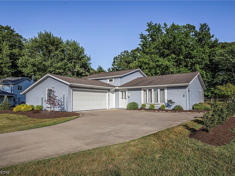 1st image of 20553 Spruce Dr