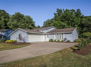 20553 Spruce Dr, Strongsville, OH