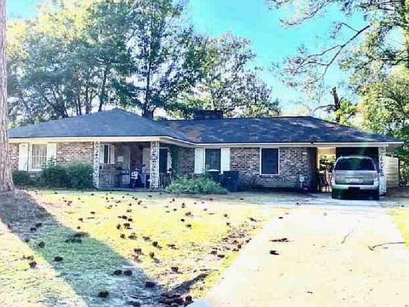 2nd image of 4725 Cumberland Dr