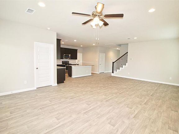 4th image of 3746 Canyon Shore Ln