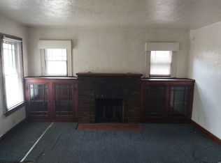 1359 Monroe St, Benton Harbor, MI 49022