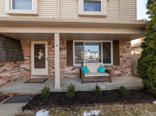 42289 Hanford Rd, Canton, MI 48187