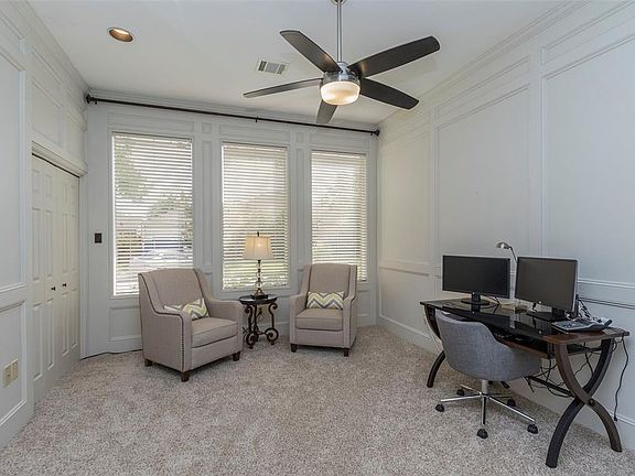5th image of 11619 Aspenway Dr