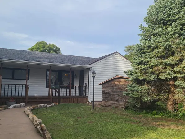 615 W 18th St #619, Wellington, KS 67152