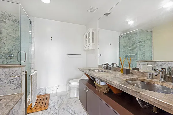 Rented by Compass | media 8